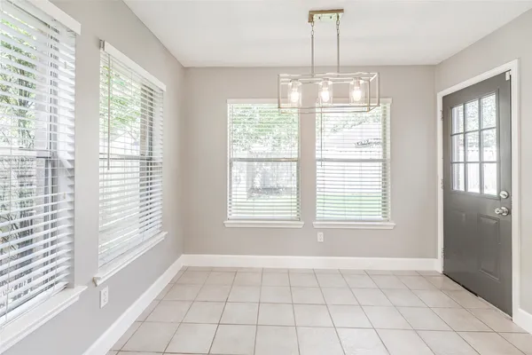 $2,350 | 7015 Yardley Drive, Katy, TX 77494