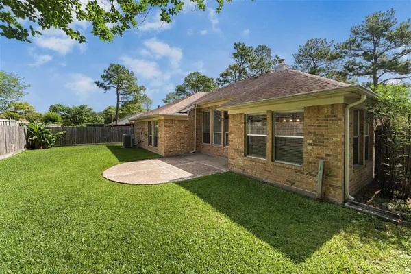 $2,350 | 7015 Yardley Drive, Katy, TX 77494