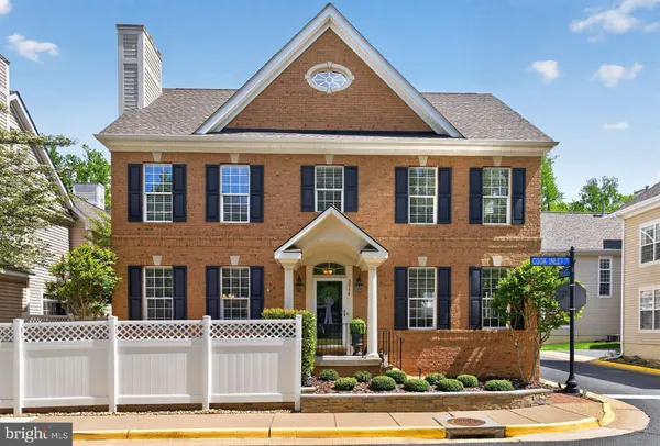 $849,950 | 6934 Cove Inlet Court, Fort Belvoir, VA 22060