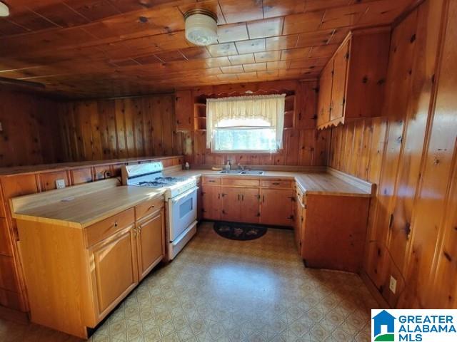 228 Gilham Road Roanoke, AL 36274 - Photo 11 of 17 Gallery Image 11
