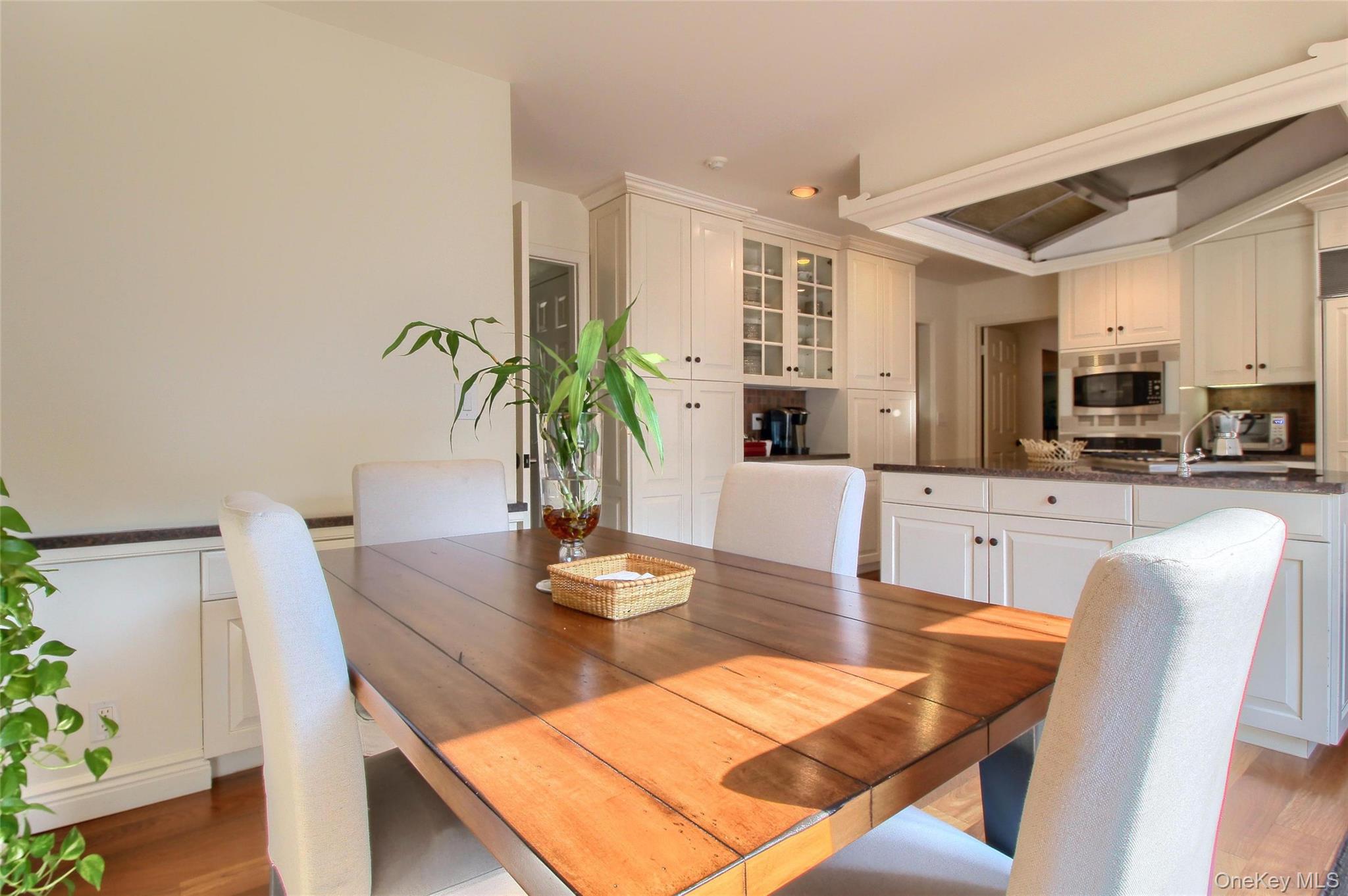 415 Grace Church Street Rye, NY 10580 - Photo 15 of 50 MAIN HOUSE EAT IN KITCHEN