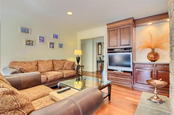 $4,220,000 | 415 Grace Church Street, Rye, NY 10580