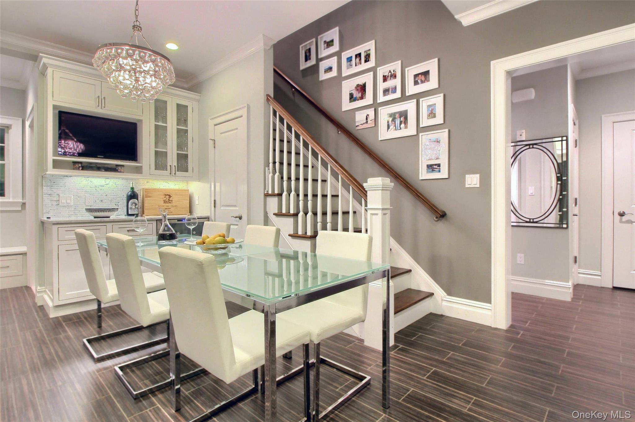415 Grace Church Street Rye, NY 10580 - Photo 42 of 50 GUEST HOUSE DINING AREA w/WETBAR