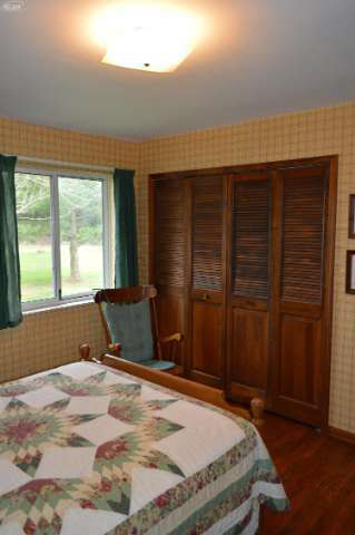 7369 Calkins Road Flint, MI 48532 - Photo 20 of 32 21138733-19.JPG