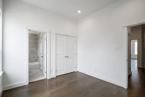 $2,200 | 594 Janisch Road, Houston, TX 77018