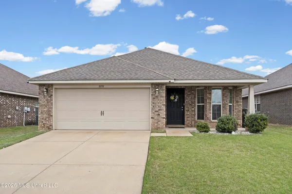 $305,000 | 8898 Kathryn Grace Drive, Southaven, MS 38671