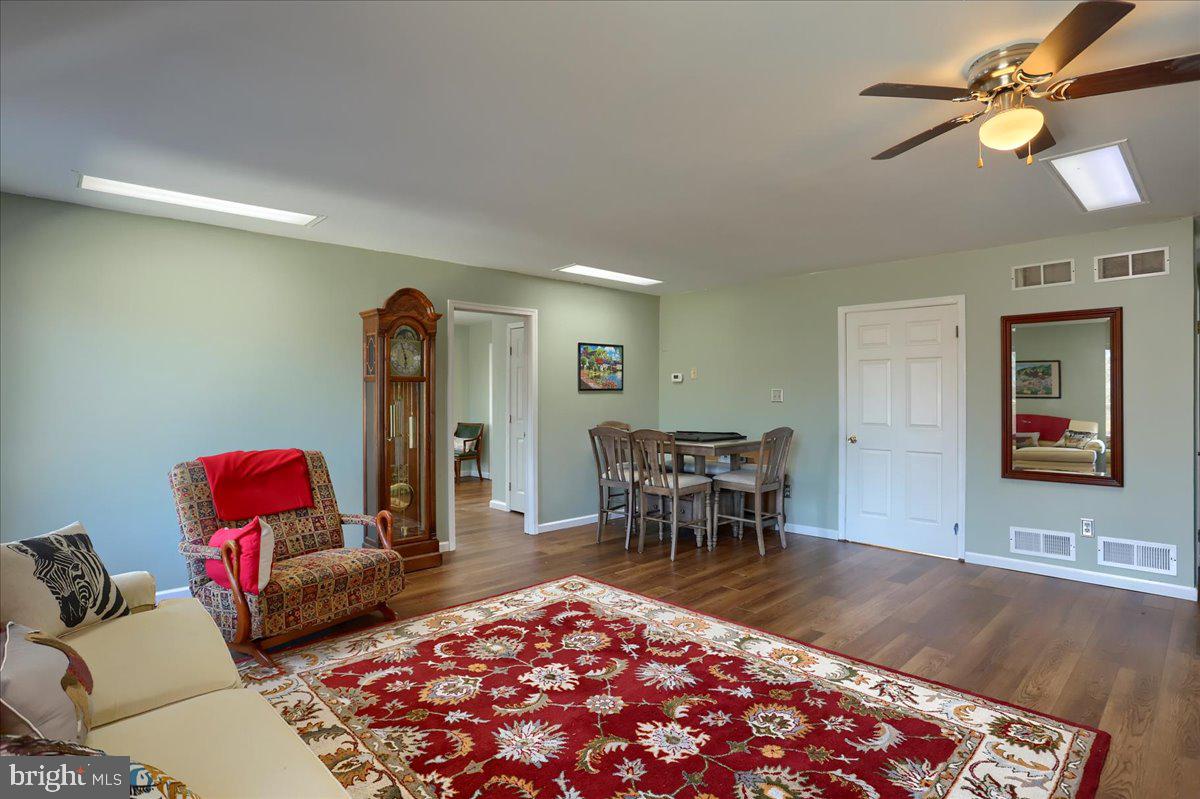 75 Thunder Trail Fairfield, PA 17320 - Photo 20 of 64 a living room with furniture rug and window