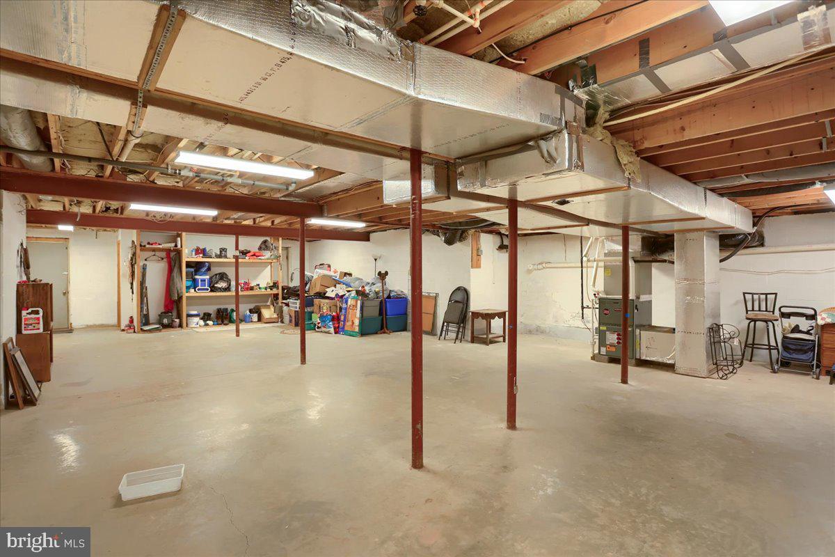 75 Thunder Trail Fairfield, PA 17320 - Photo 44 of 64 a view of a garage