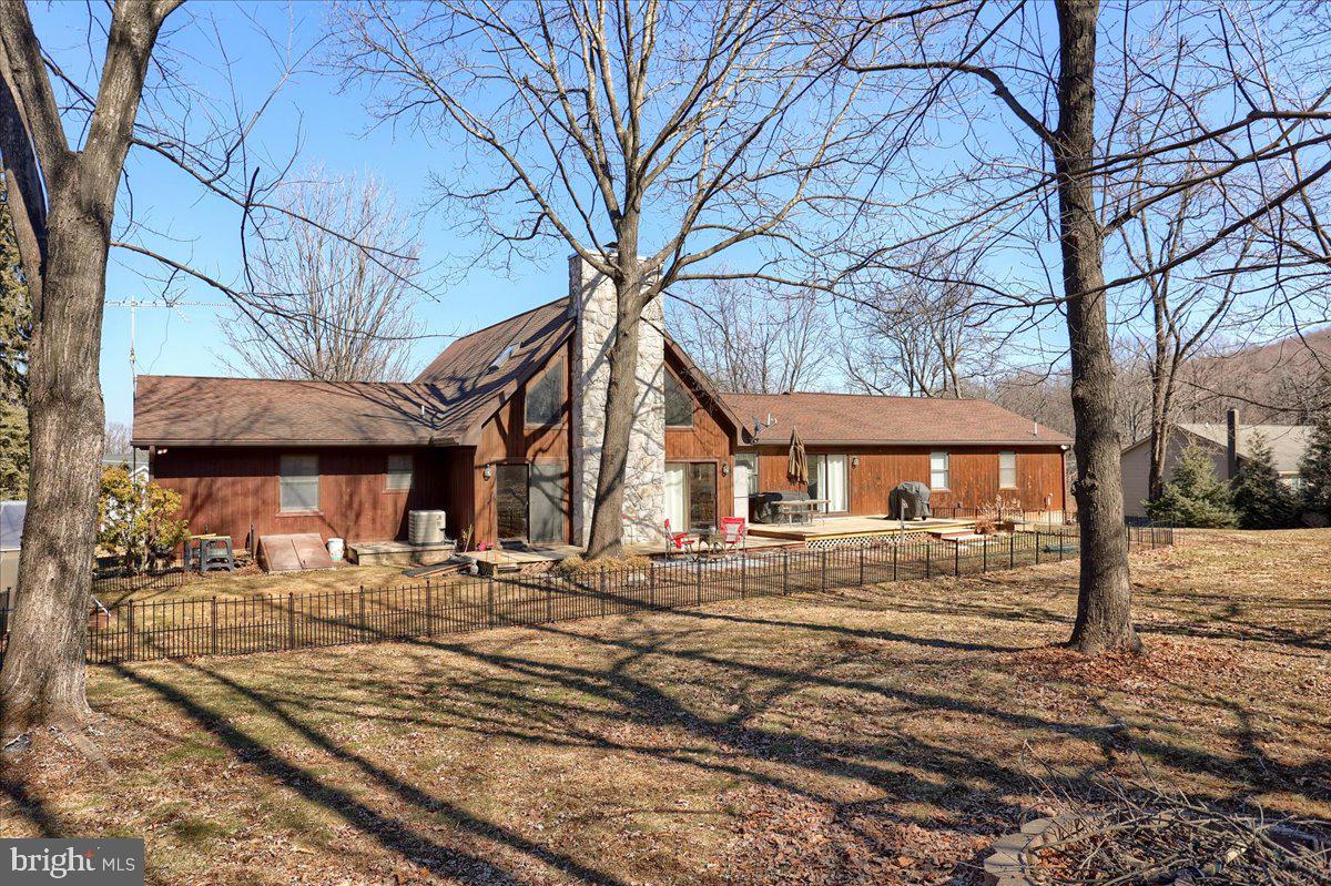 75 Thunder Trail Fairfield, PA 17320 - Photo 59 of 64 a outdoor view of a house