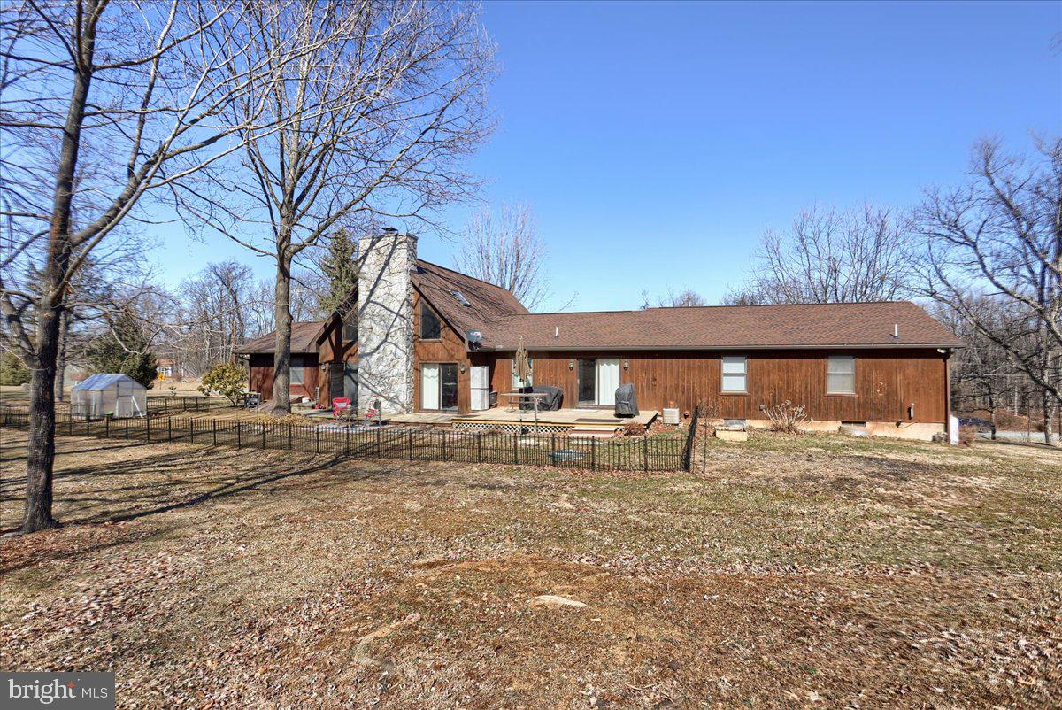 75 Thunder Trail Fairfield, PA 17320 - Photo 62 of 64 a tree in front of a white house