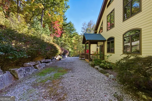 $1,199,000 | 526 Grandaddy Still Road, Scaly Mountain, NC 28775