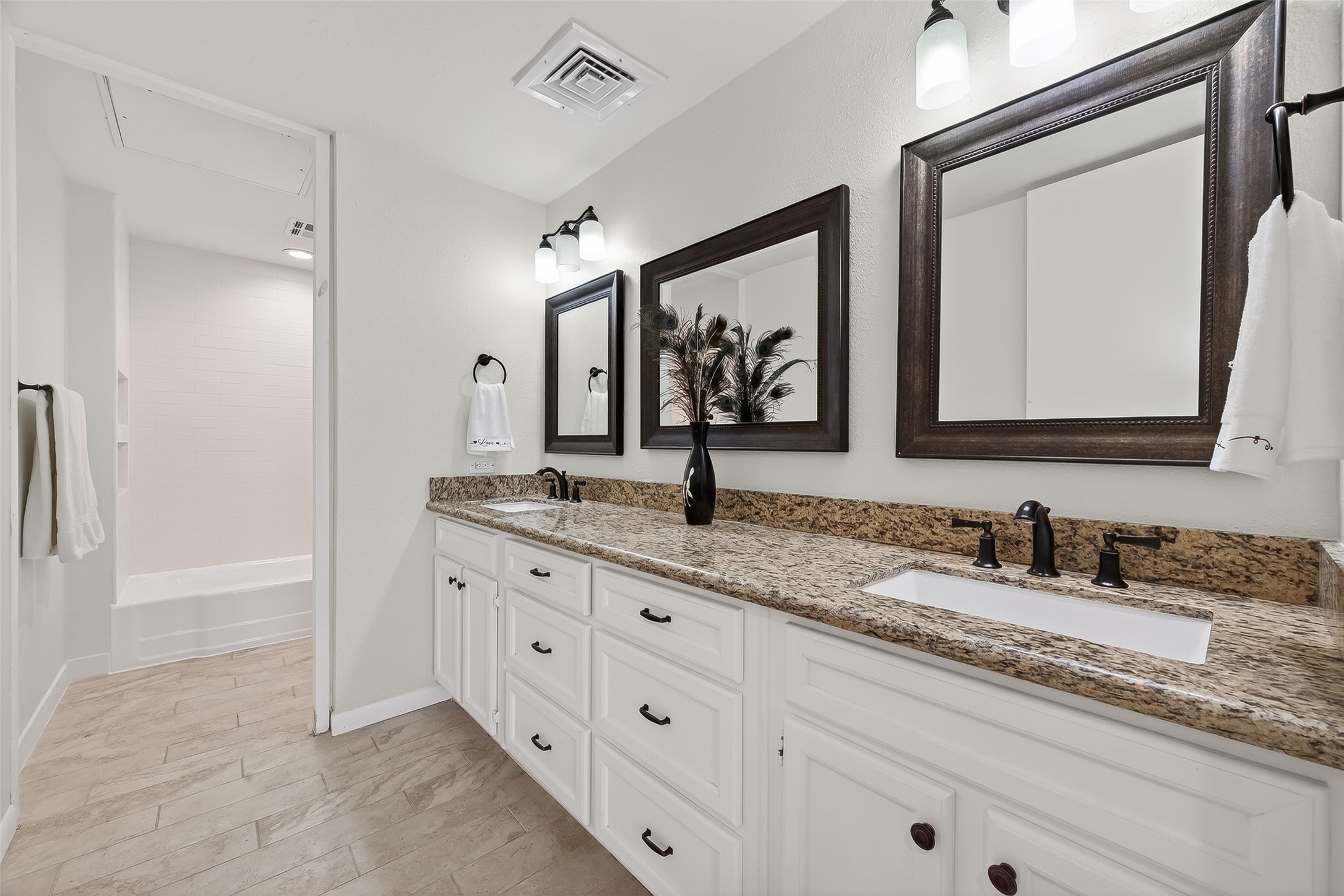 2016 Main Street, Unit 3 Houston, TX 77002 - Photo 16 of 36 Full Bath with Dual Sinks and Long Counter