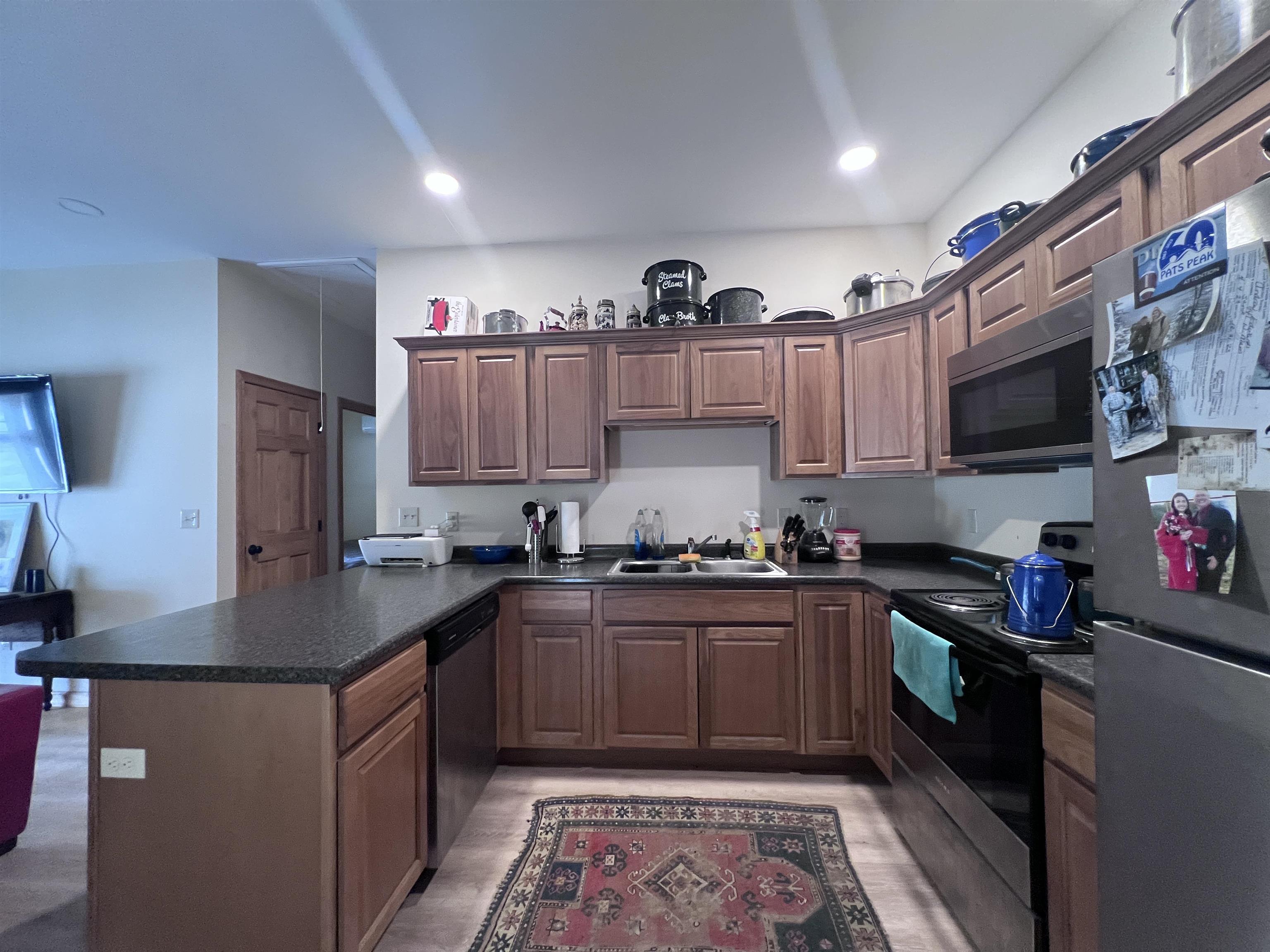741 West Main Street Hillsborough, NH 03440 - Photo 3 of 12