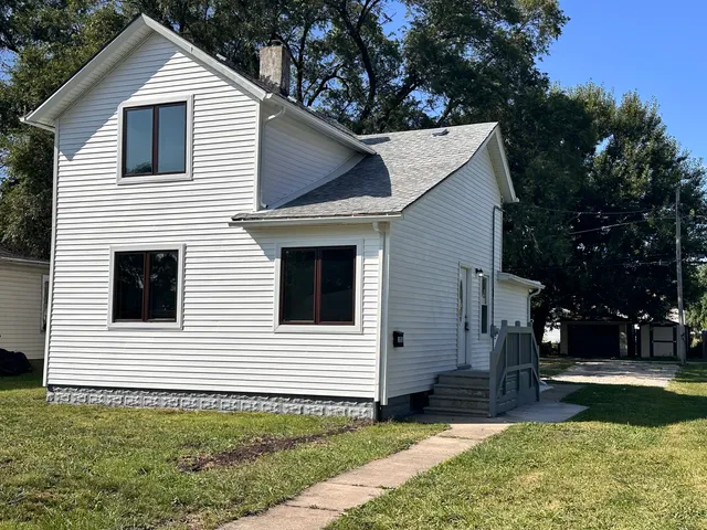 $149,900 | 1012 East Wilson Street, Streator, IL 61364