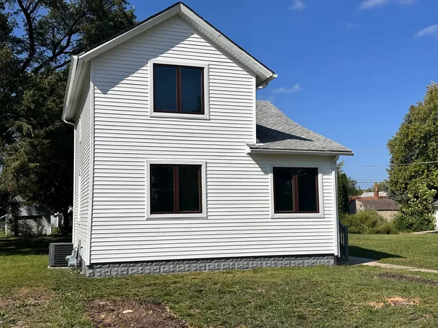 $149,900 | 1012 East Wilson Street, Streator, IL 61364