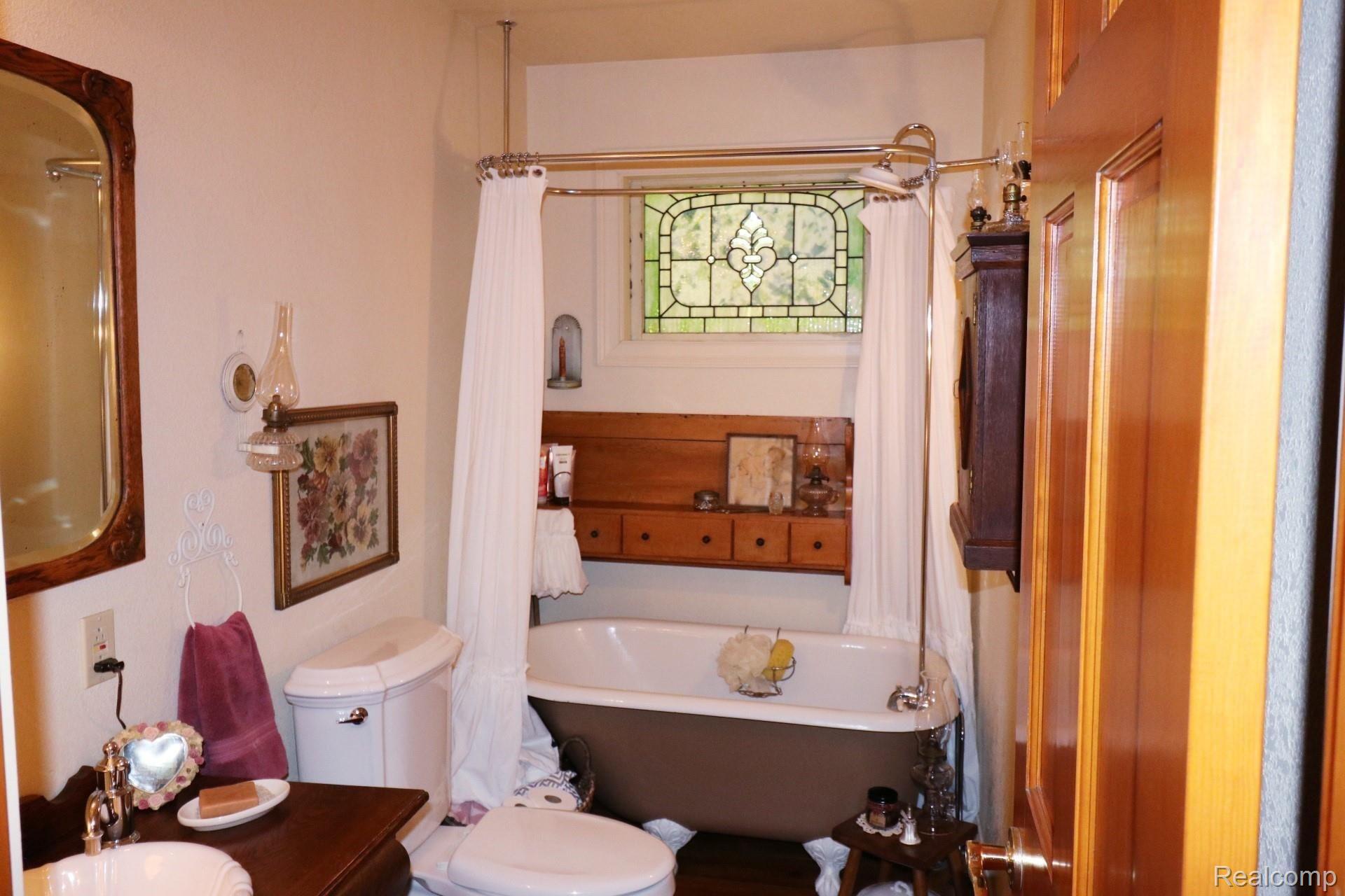 4291 East Stanley Road Mount Morris, MI 48458 - Photo 16 of 26 Main Floor - Full Bath