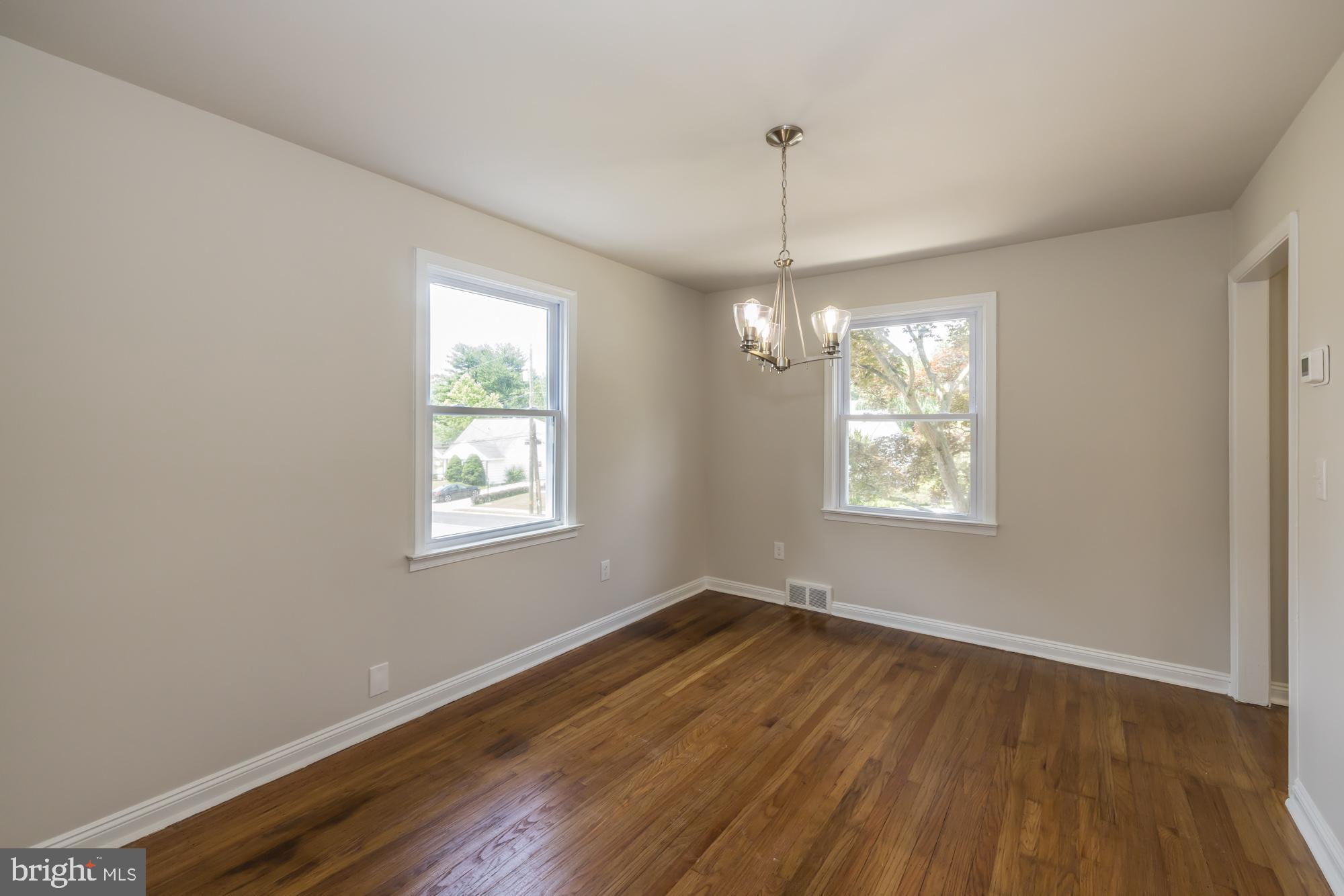 265 Golf Hills Road Havertown, PA 19083 - Photo 10 of 36