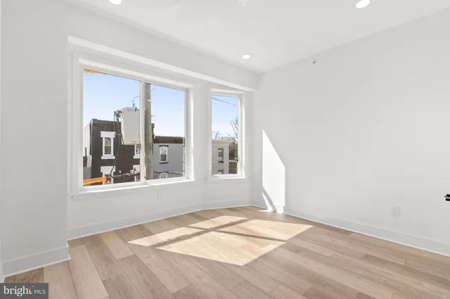 $2,800 | 5034 Florence Avenue, Unit 1, Philadelphia, PA 19143