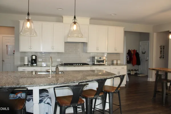 $3,200 | 7217 Rex Road, Holly Springs, NC 27540