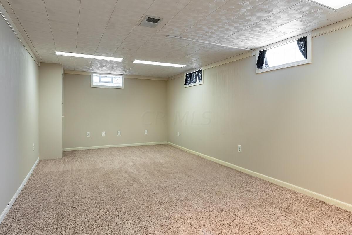 2705 Cranford Road Columbus, OH 43221 - Photo 18 of 30 Finished Rec Room