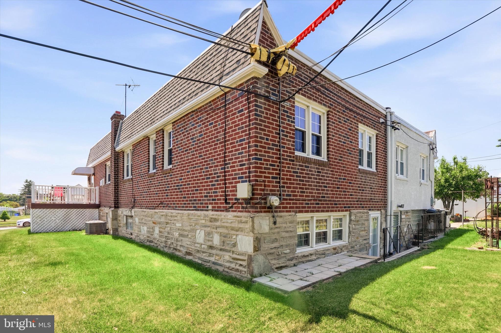 9968 Woodfern Road Philadelphia, PA 19115 - Photo 24 of 25