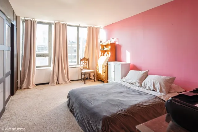 $208,000 | 3930 North Pine Grove Avenue, Unit 604, Chicago, IL 60613