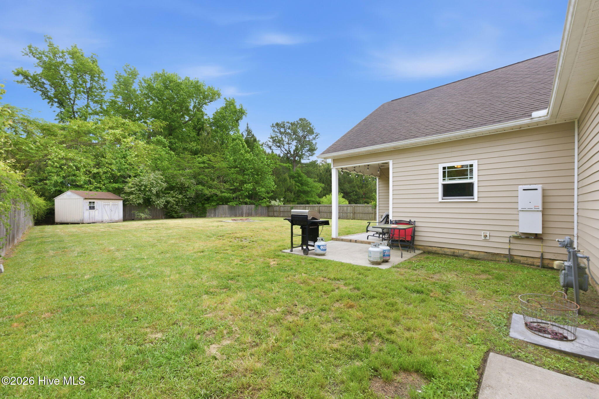 200 Station House Road New Bern, NC 28562 - Photo 27 of 40 Oversized Back yard with patio