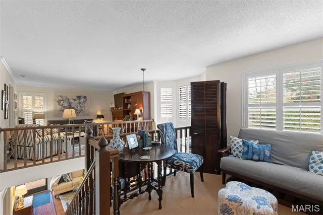 $339,900 | 1940 Meadowtree Lane, Unit 2, Kirkwood, MO 63122