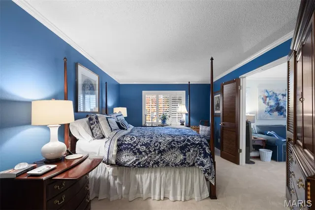 $339,900 | 1940 Meadowtree Lane, Unit 2, Kirkwood, MO 63122