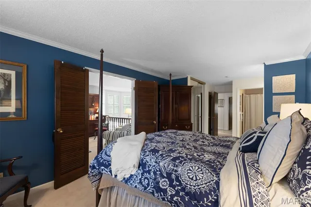 $339,900 | 1940 Meadowtree Lane, Unit 2, Kirkwood, MO 63122