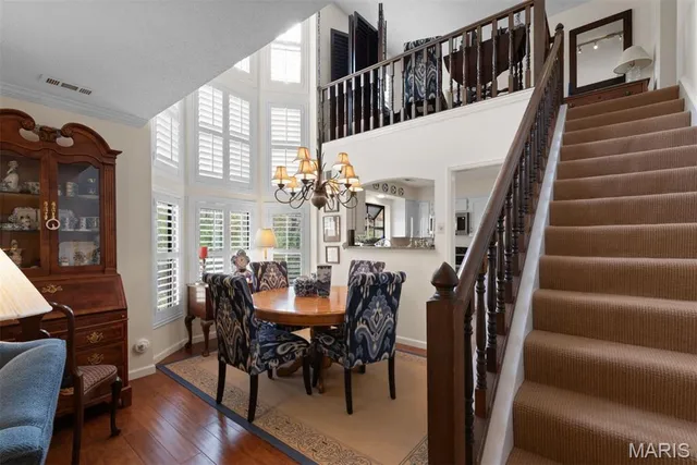 $339,900 | 1940 Meadowtree Lane, Unit 2, Kirkwood, MO 63122