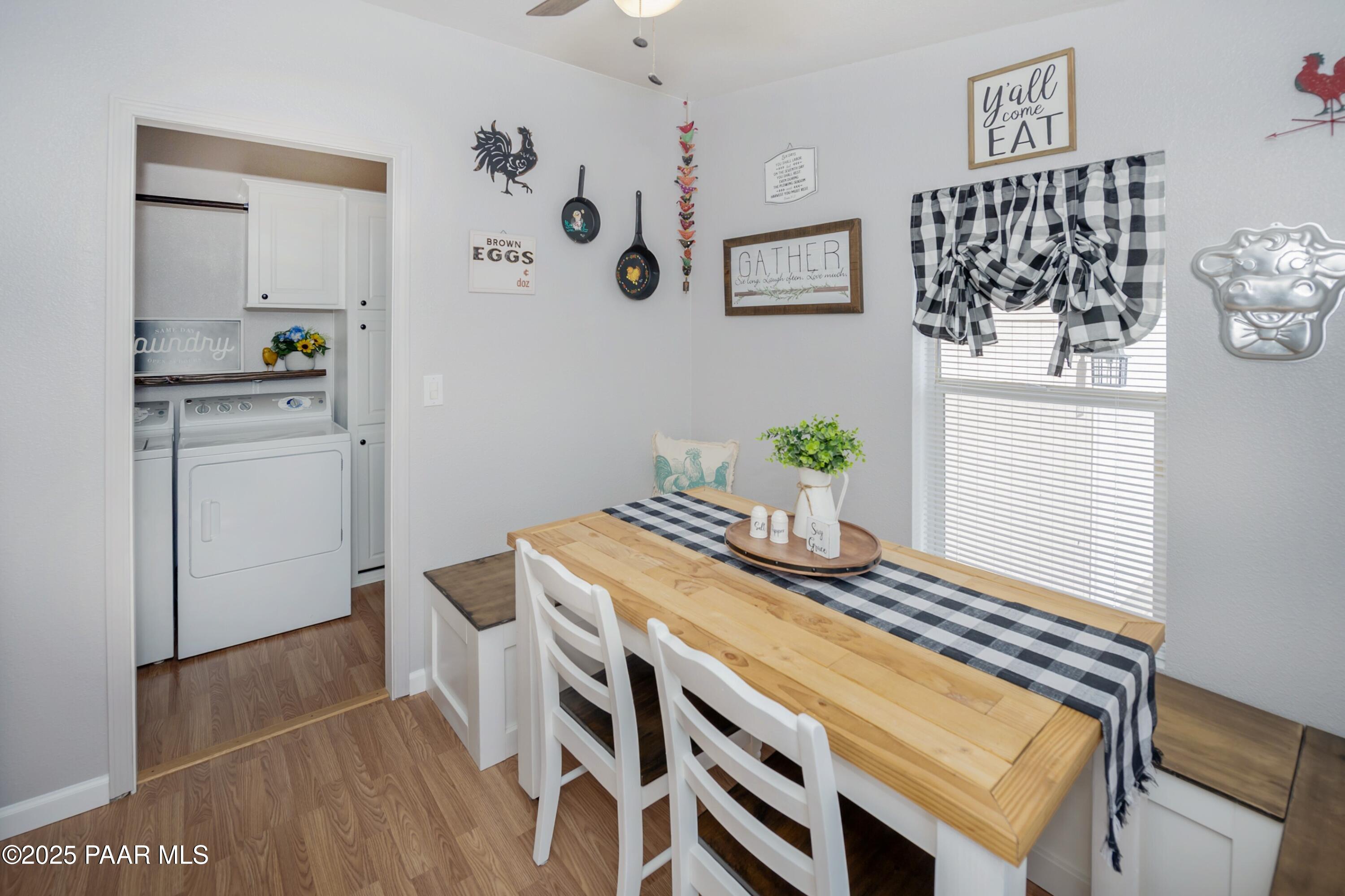 12320 Jacobs Road Mayer, AZ 86333 - Photo 14 of 37 Breakfast Nook