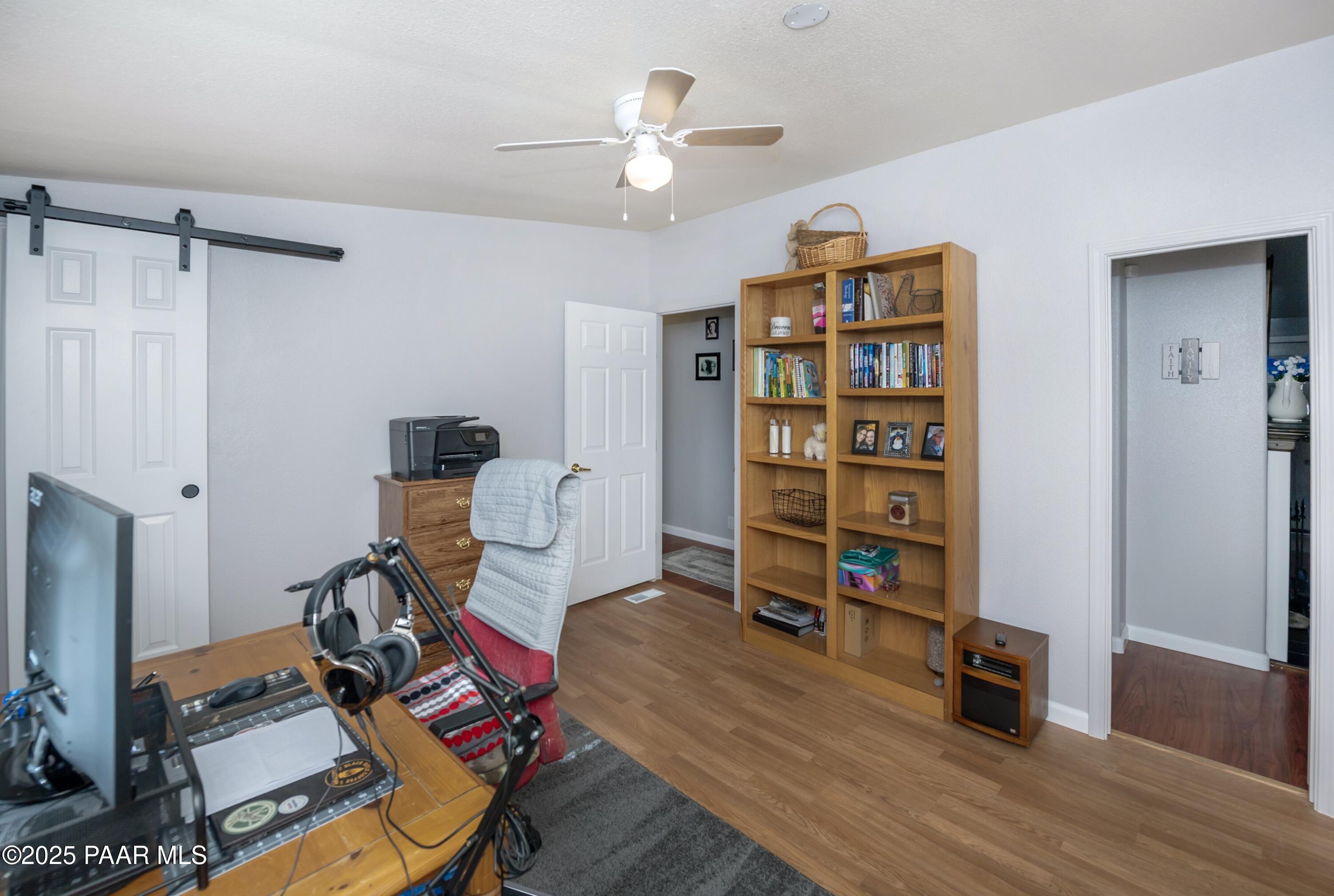 12320 Jacobs Road Mayer, AZ 86333 - Photo 20 of 37 Guest Bedroom
