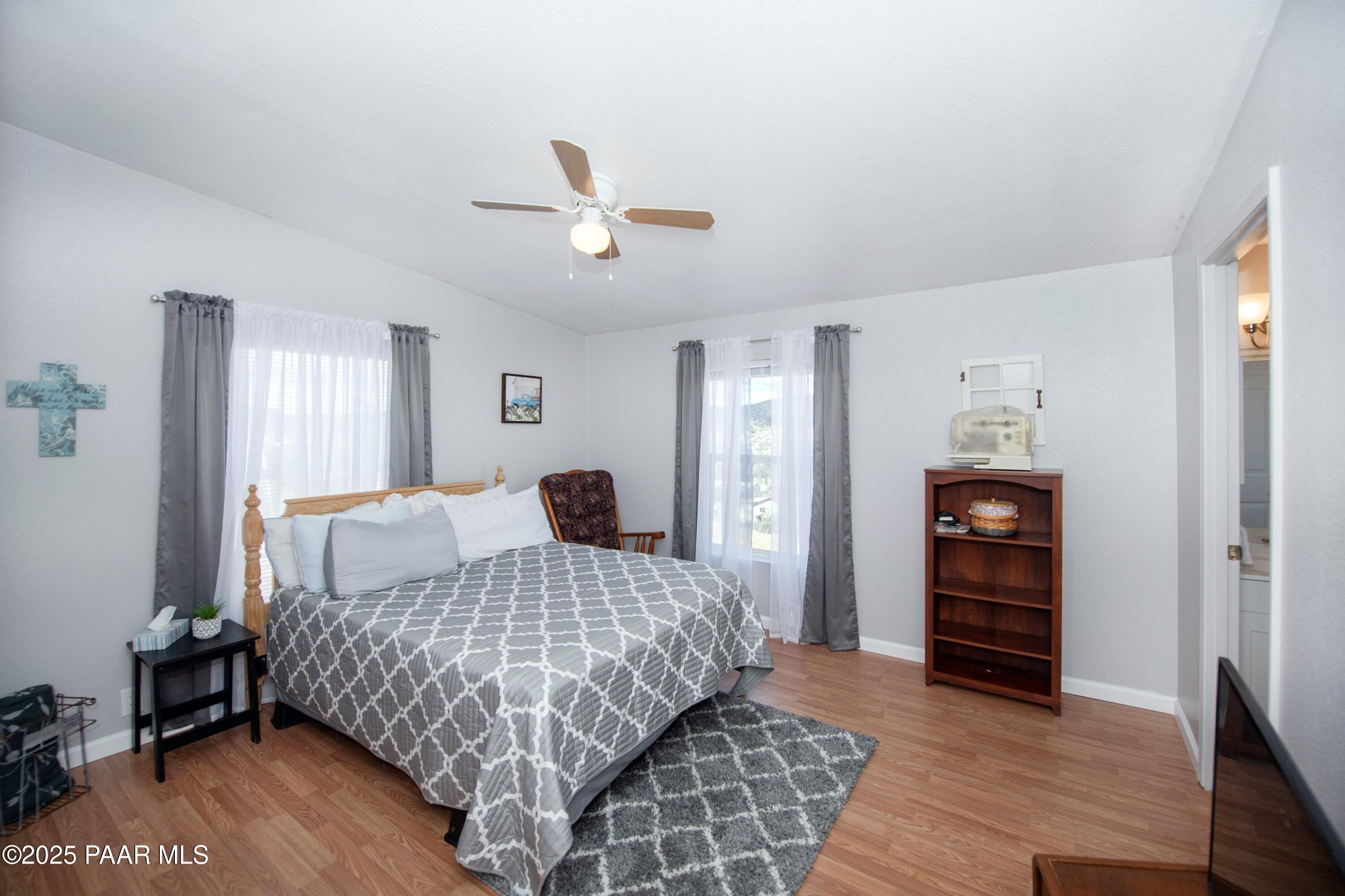 12320 Jacobs Road Mayer, AZ 86333 - Photo 22 of 37 Guest Bedroom