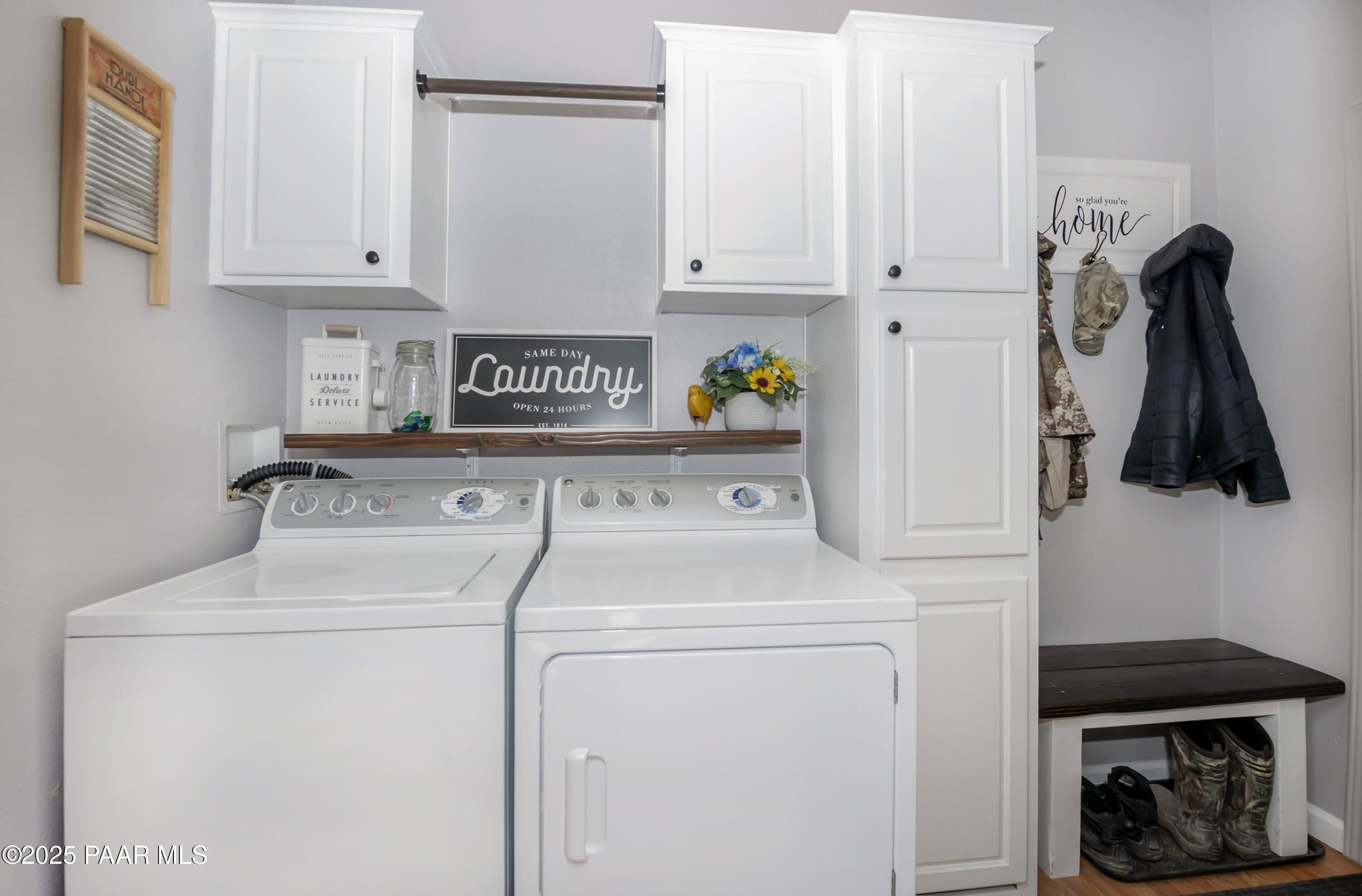 12320 Jacobs Road Mayer, AZ 86333 - Photo 26 of 37 Laundry Room