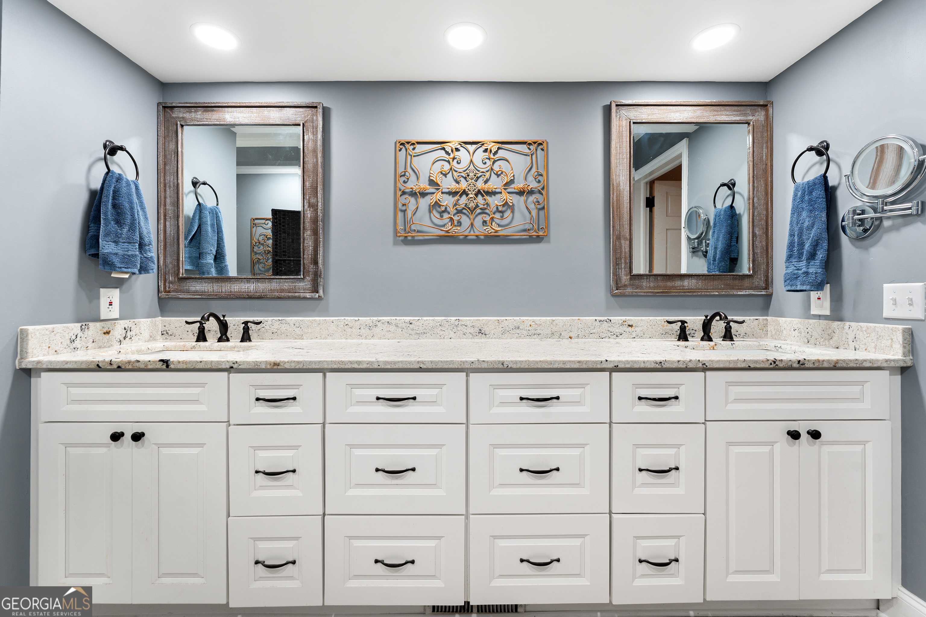 470 Benson Street Hartwell, GA 30643 - Photo 29 of 58 a bathroom with double vanity sink two mirror and a