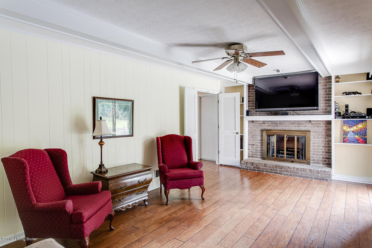 3604 River Bluff Road Prospect, KY 40059 - Photo 12 of 31 Family Room