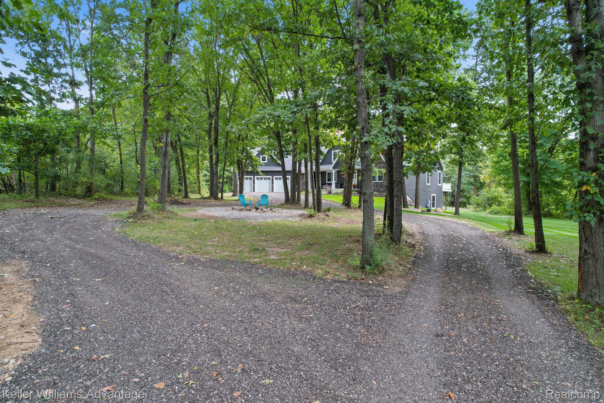 1013 East Marr Road Howell, MI 48855 - Photo 80 of 96 Circle Driveway