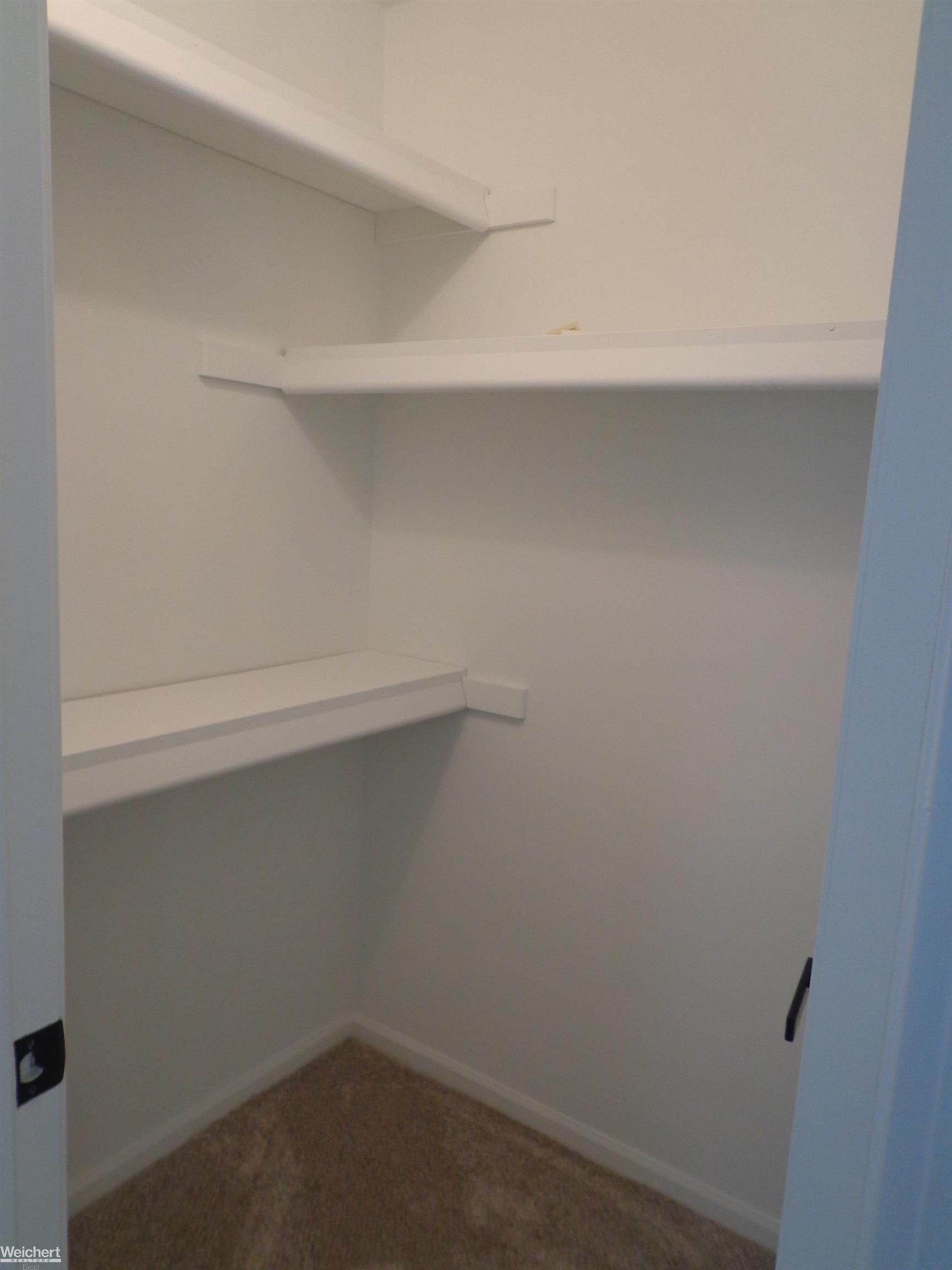 49518 Roxbury Court Utica, MI 48315 - Photo 14 of 21