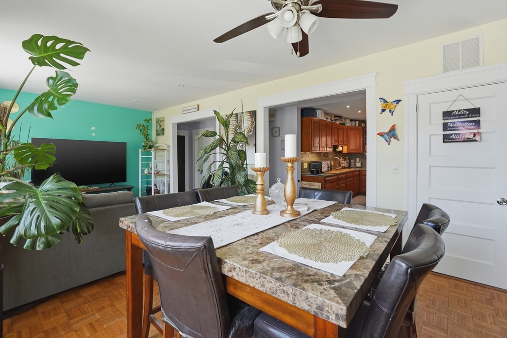 4 Chatham Place, Unit 3 Worcester, MA 01609 - Photo 13 of 32