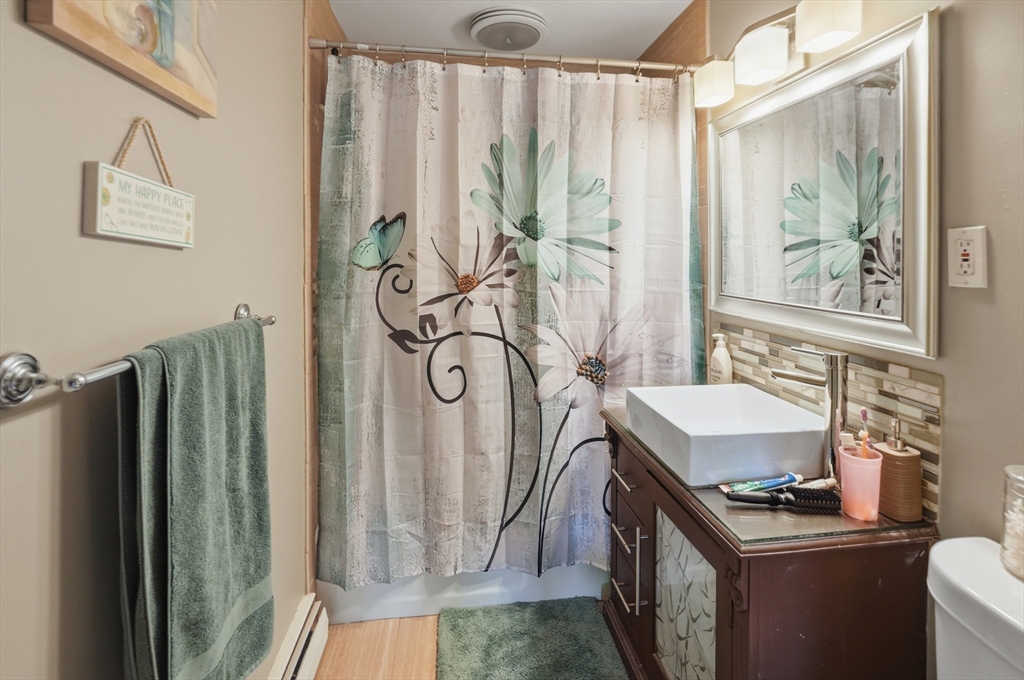 4 Chatham Place, Unit 3 Worcester, MA 01609 - Photo 19 of 32