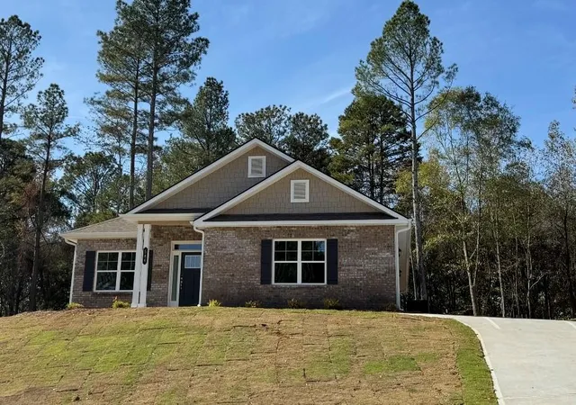 $444,769 | 584 Walnut Crk Parkway, Pendergrass, GA 30567