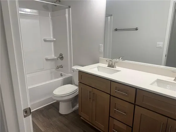 $424,769 | 584 Walnut Crk Parkway, Pendergrass, GA 30567