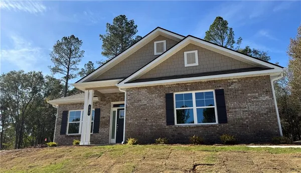 $424,769 | 584 Walnut Crk Parkway, Pendergrass, GA 30567