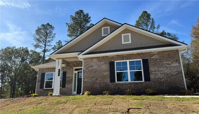 $444,769 | 584 Walnut Crk Parkway, Pendergrass, GA 30567