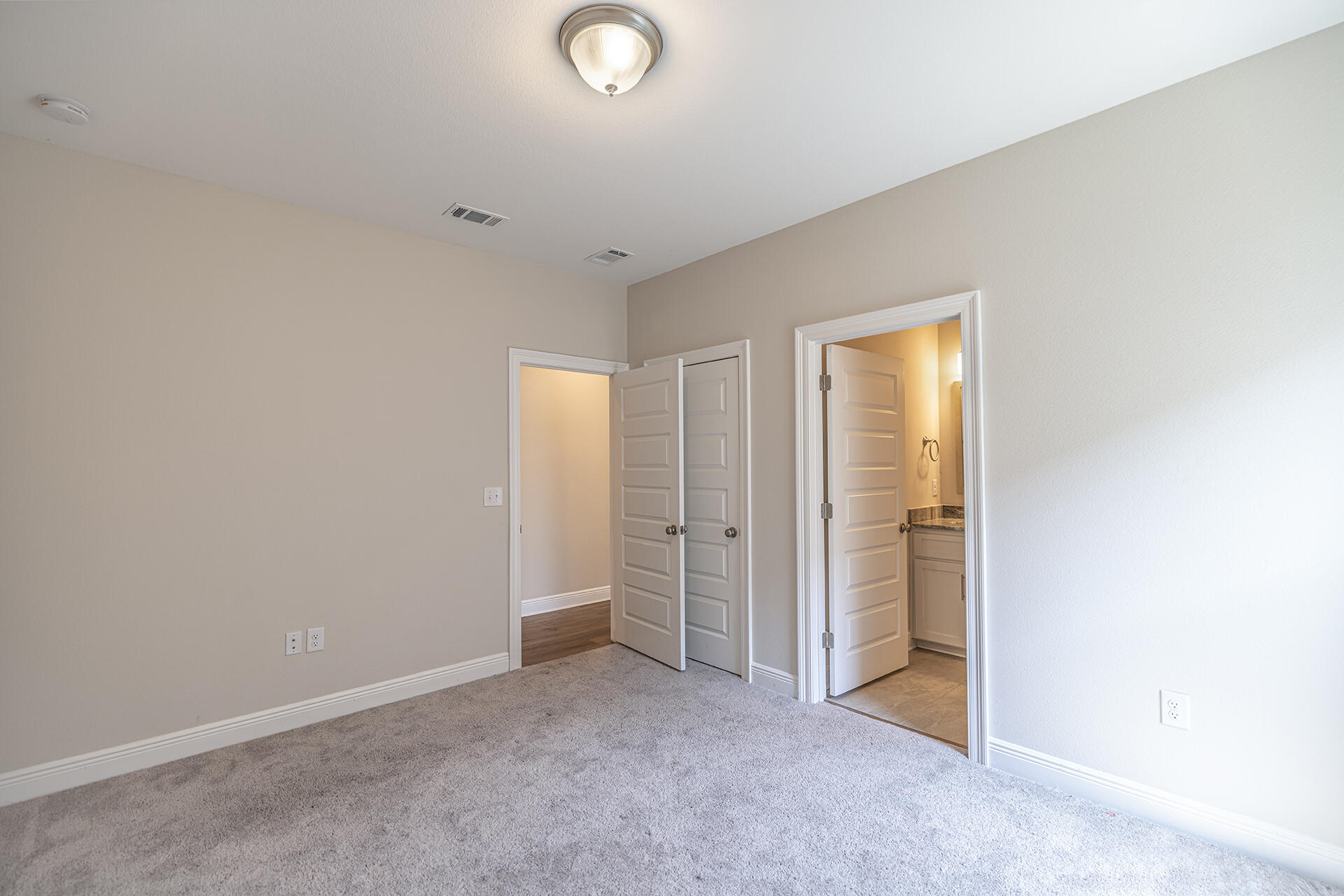 8959 Eureka Street Milton, FL 32583 - Photo 33 of 37 an empty room with closet area