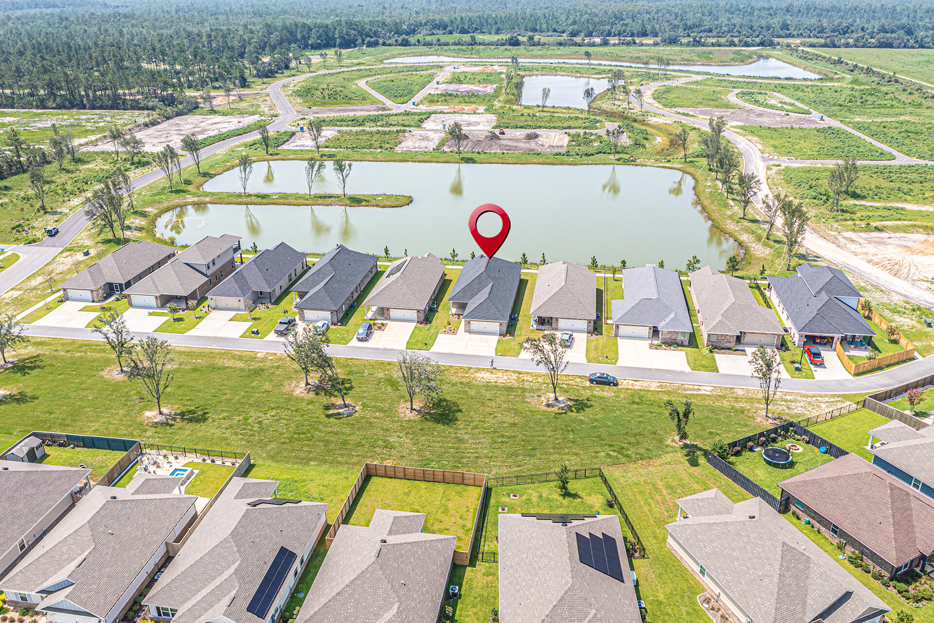 8959 Eureka Street Milton, FL 32583 - Photo 5 of 37 a view of an outdoor space