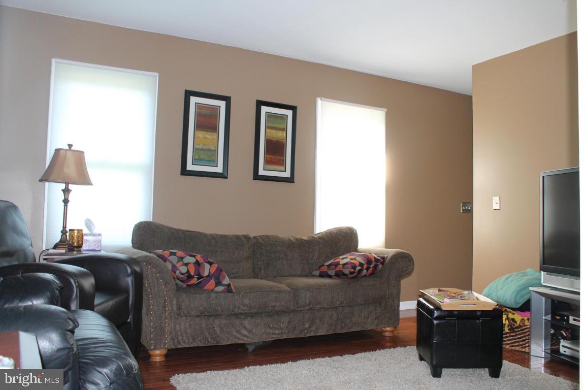 1711 White Water Road Lancaster, PA 17603 - Photo 5 of 19 Gallery Image 5