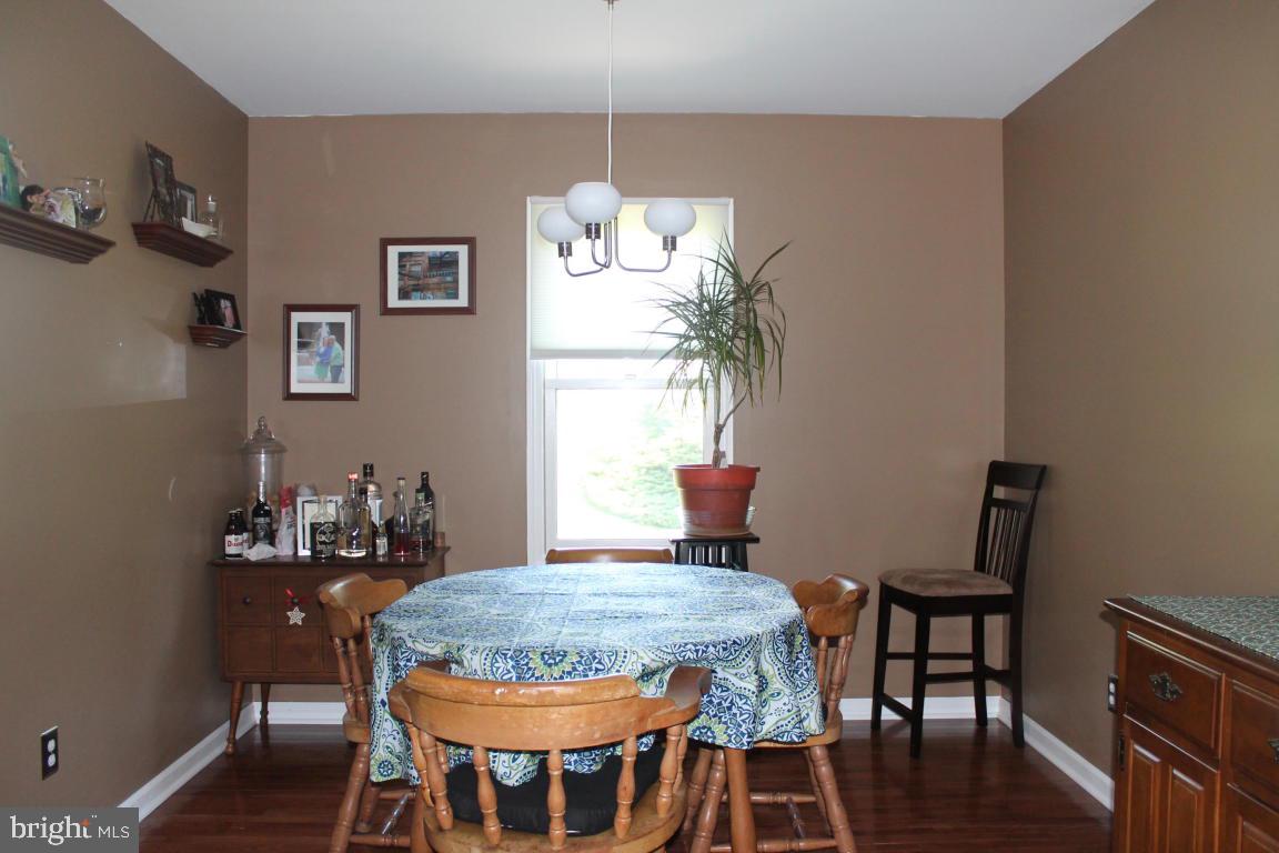 1711 White Water Road Lancaster, PA 17603 - Photo 6 of 19 Gallery Image 6