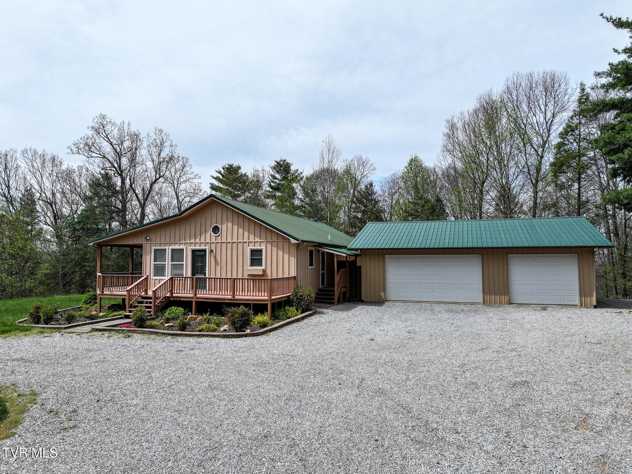 805 Fox Road Chuckey, TN 37641 - Photo 5 of 32 DJI_20260403112311_0037_D